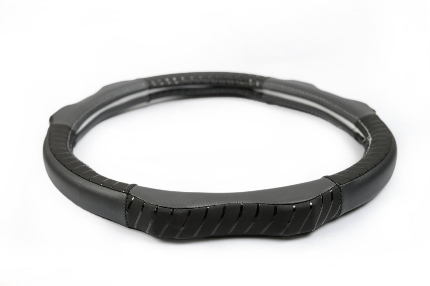 Titan Wave Grip - Steering Wheel Cover